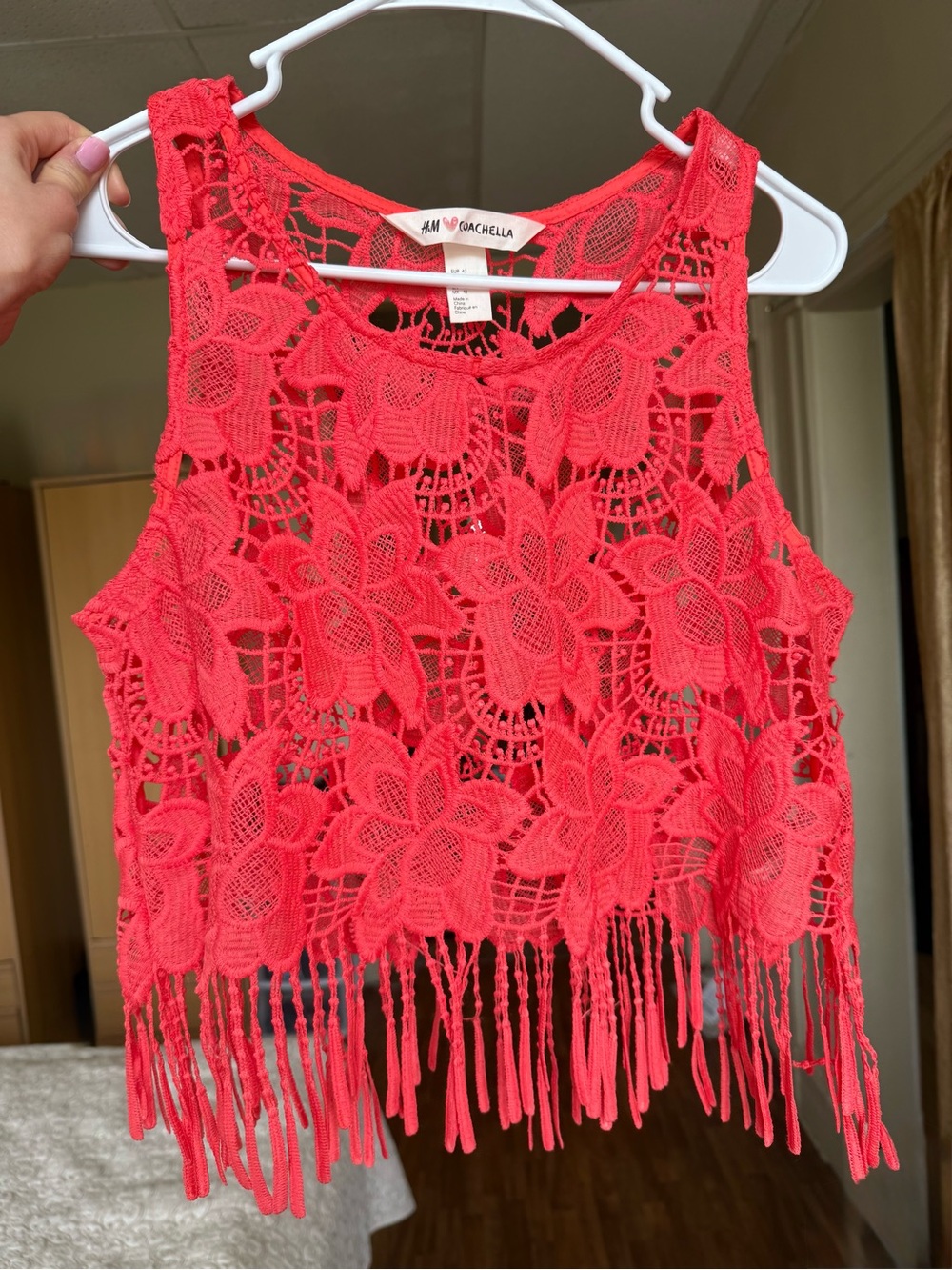 Neon coral lace crochet fringe crop- festival vibes!